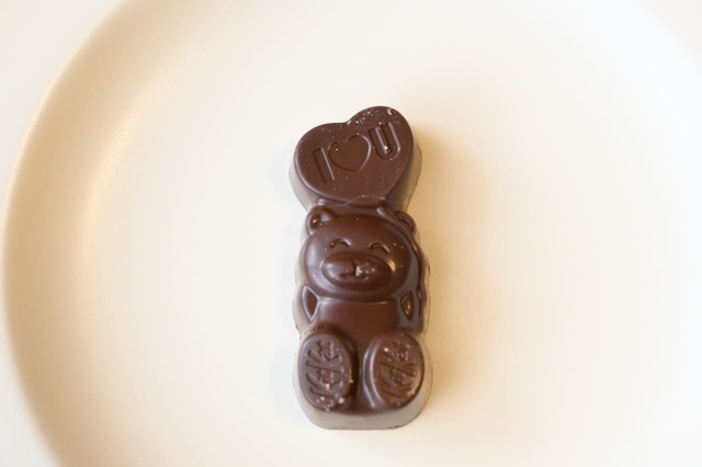 「キットカット ハートフルベアー」メッセージ「I♡U」