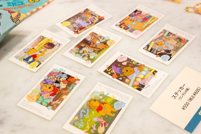 ステッカー（ランダム8種）605円｜「くまのプーさん」FUNNY & HUNNY OH MY CAFE