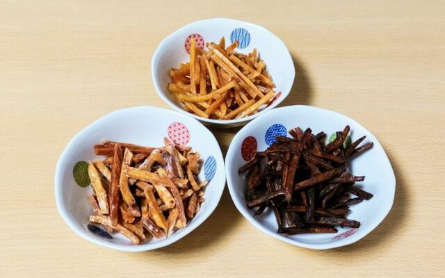 【クリート　3種類の芋けんぴ　600g（60g×10袋）　1080円】食感は硬めで、かむほどに素材の風味を感じられる