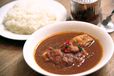 新宿の「カレー」名店／Spice Curry CLOVE　タマネギ丸ごとスパイシーカレー 800円