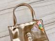 バッグに付けるとアクセントになっておすすめ！