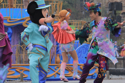TDSイースター】ミッキーしか見ていない「ファッショナブル