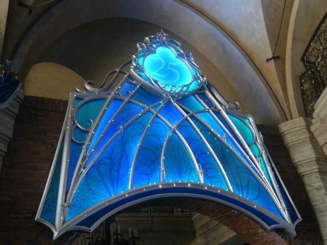 「東京ディズニーシー　25周年“スパークリング・ジュビリー”」デコレーション