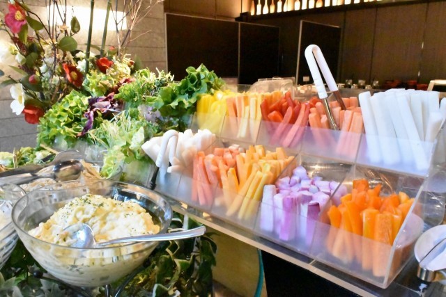 ミレニアム 三井ガーデンホテル 東京／朝から野菜がいっぱい食べられるのは嬉しい