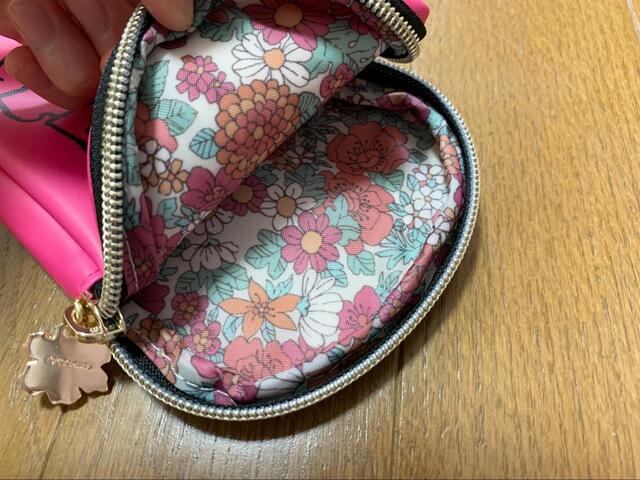 『Afternoon Tea』【ダイカットキーポーチ】裏地はおしゃれなフラワー柄