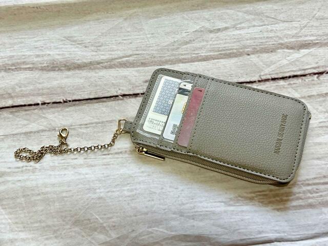 カードやコインを入れてみました！