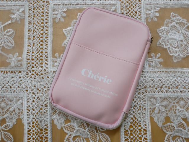 【サンキューマート】アクスタポーチ cherie：429円（税込）