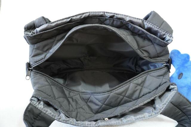 広々としたメイン収納