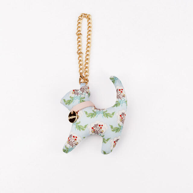 【Cath Kidston × Miho Ishii】ノベルティ「CK×Miho Ishii キャットチャーム 」コラボアイテムを一つ以上ご購入のお客様に数量限定、先着でプレゼント！