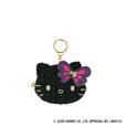 【ANNA SUI×ハローキティ】顔型ポーチチャーム：11,000円(税込) リップやカードなど、ちょっとした小物を入れて持ち歩けるのも嬉しいポイント