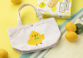 例年大人気のピヨレモングッズ。今年はランチトートバッグが新登場