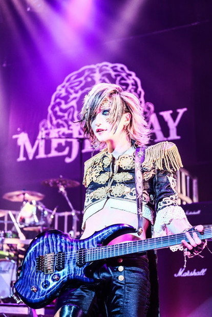 V系】「MEJIBRAY」が魅せた夢のような“毒”! ツアーファイナル公演レポ