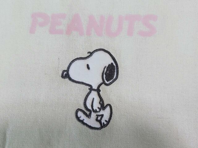 イラストが刺繍になっていて、手触りもふわふわ