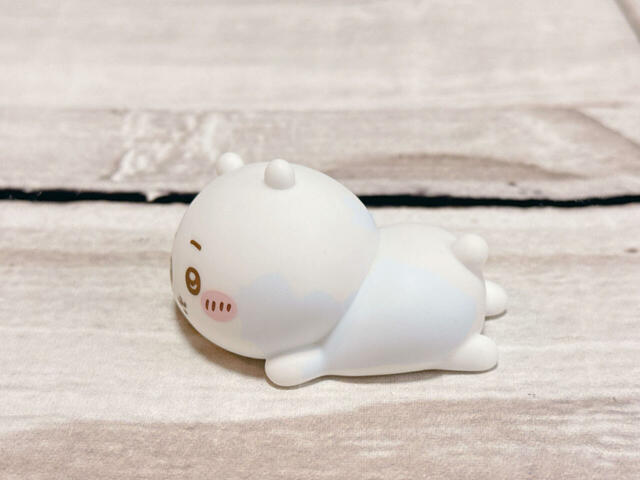 横から見た姿もたまりません…！