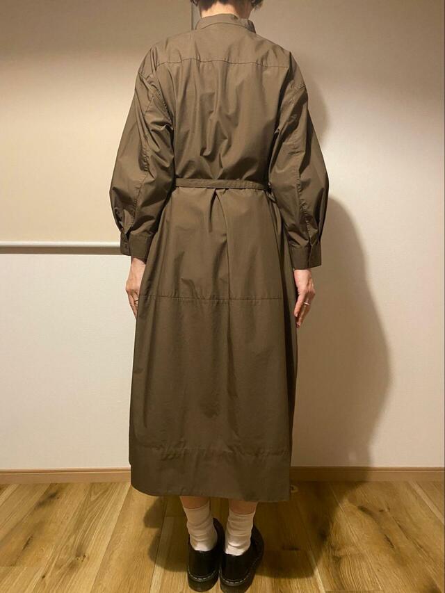 【UNIQLO:C コットンボリュームスリーブワンピース】身長165cm、XLサイズ着用。コットン100％でやさしい肌触りです♪