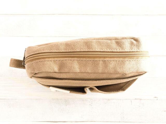 【カルディ】ニャンコーヒー＆ポーチセット、ポーチサイズ：（おおよそ）横幅21cmｘ高さ16cm ｘマチ幅5cm