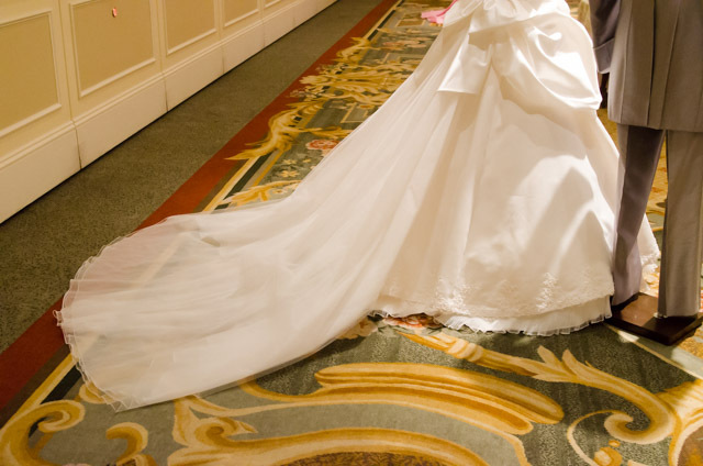 東京ディズニーランドホテル宴会場「シンデレラドリーム」でのウェディングプログラム「ディズニー・ロイヤルドリーム・ウェディング」©Disney