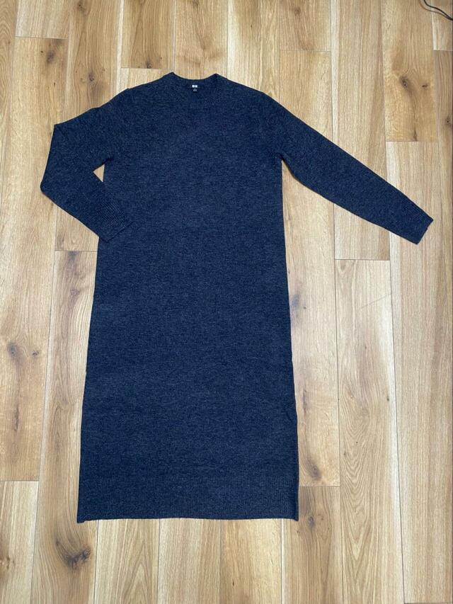 【UNIQLO スフレヤーンワンピース】カラーはダークグレー、ベージュ、ダークグリーン、ブルーがあります