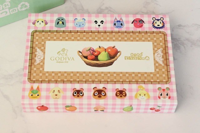 【ゴディバ×あつまれ どうぶつの森】フルーツバスケットを描いたオリジナルデザインのボックス