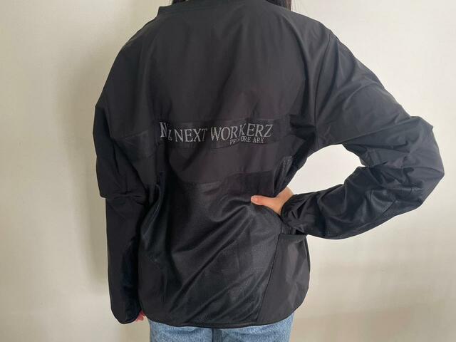 【ワークマン プロコア(R)ARX遮熱-7℃ ストレッチ2WAYピステ】背中の文字もほどよく見える