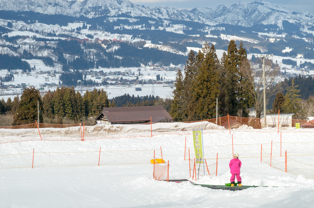 スマイルキッズパーク｜舞子スノーリゾート（日帰りスキーセンター）