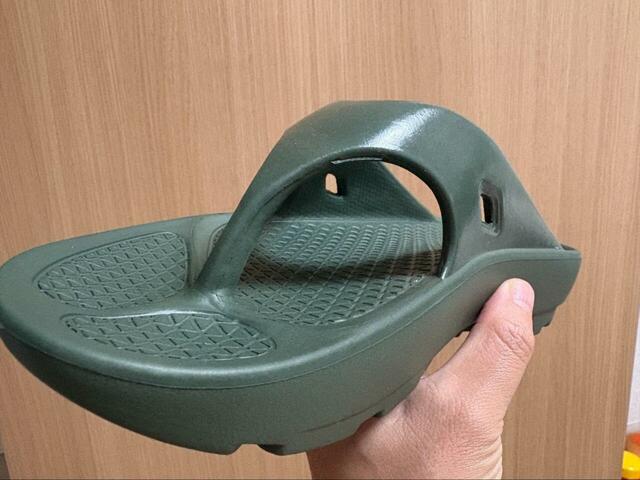 【ワークマン シックソールサンダルトング】足の指の間が痛くなりにくいソフトなトング構造。普段使いでもストレスなし!