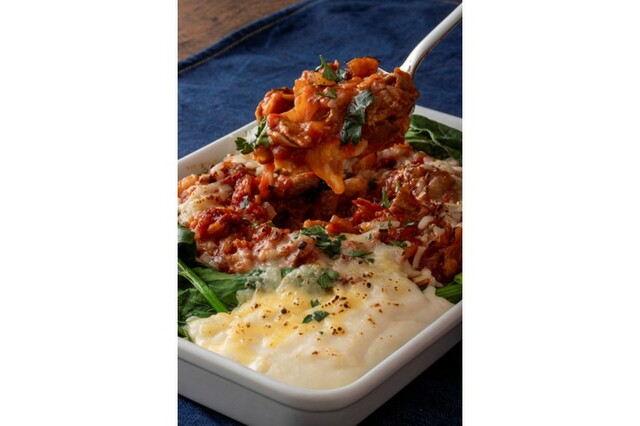 「ゴロゴロミートグラタン」（ディナー＆土日祝ランチ限定）【すたみな太郎「すたみな、春が大渋滞フェア！」】