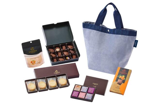 「2025 ニューイヤー ハッピーバッグ アウトレットストア限定」＜価格：5,000円（税込）＞【ベロア調のオリジナルバッグに「ゴディバ」のチョコレートがたっぷり♪ゴディバ福袋「2025 ニューイヤーハッピーバッグ」発売！】　