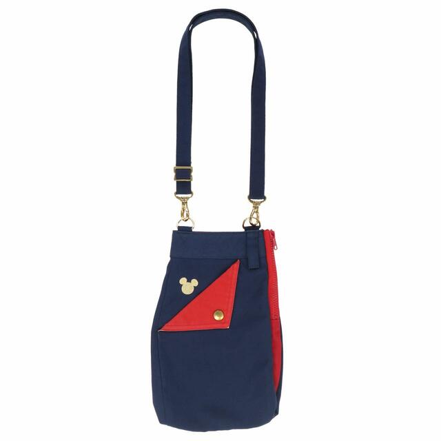 ショルダーバッグ 19,000円|サイズ:(本体)縦約30×横約18cm、(ストラップ)⾧さ約64~120cm|東京ディズニーリゾート・サーキュレーティングスマイル|販売日:2023年6月22日(木)|販売店舗:東京ディズニーランド「アドベンチャーランド・バザール」、東京ディズニーシー「スチームボート・ミッキーズ」