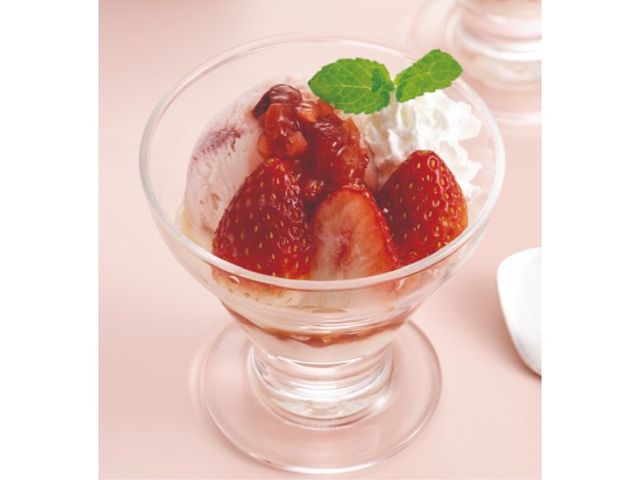 いちごのパフェ