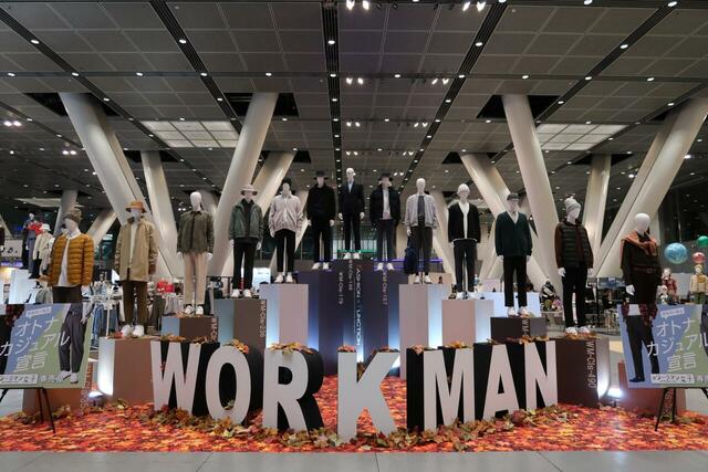 2024年ワークマン秋冬物新製品発表会　大人カジュアルのディスプレイ