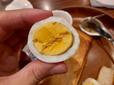 【びっくりドンキーのモーニング】半熟も捨てがたいけど、この固ゆでがいいんですよ～。