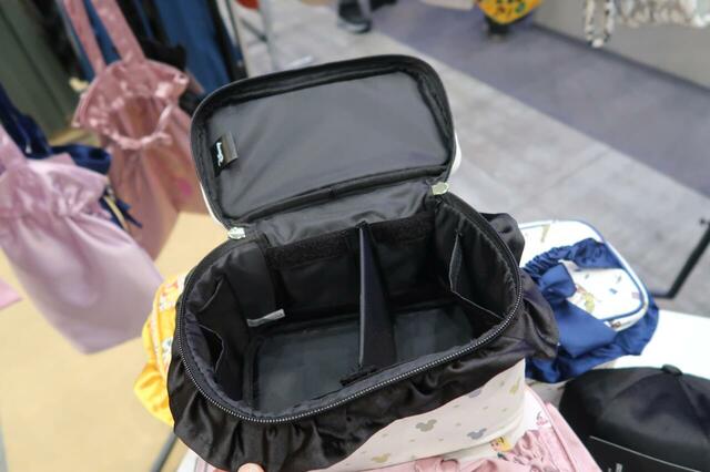 【ワークマン】Disneyバニティーポーチ