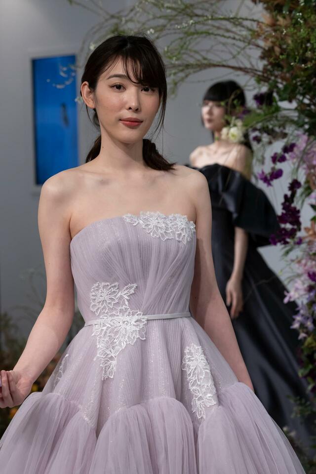 「ST」新作ウェディングドレス