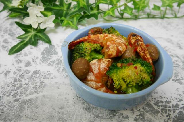 【カルディ 海老のアヒージョ】にんにくと唐辛子が最高の組み合わせ