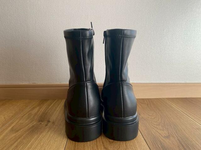 【GLOBAL WORK エアかる晴雨兼用ブーツ】カラーはブラックPU、ブラックスエード、ベージュスエード、ブラウンPUがあります