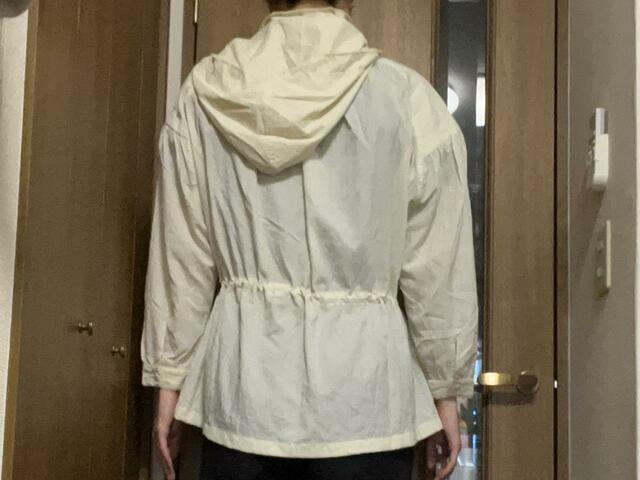 【ワークマン　レディース撥水ギャザージャケット】フードは着脱可能。用途に合わせて変えられるのが嬉しい