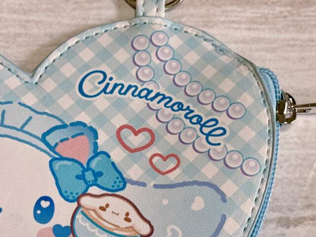 淡いブルー×ホワイトのギンガムチェックが、涼しげで爽やかガーリーな印象♪
