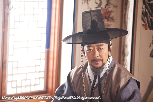 『王の顔』 Licensed by KBS Media Ltd. © 2014 The King's Face SPC. All rights reserved.