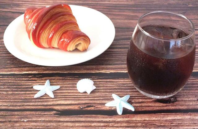 氷で薄まるので8時間冷蔵庫で冷やしたほうがいいかも