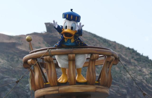 ポルト・パラディーゾ・ウォーターカーニバル (収録年：2001)