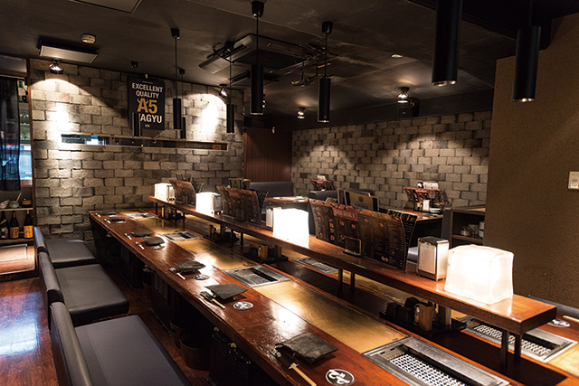 ホルモン でですけ