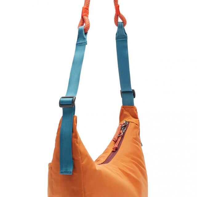 TROZO 8L SHOULDER BAG - CADA DÍA　カラー : Tamarindo　価格 : ¥8,250(税込)【コトパクシ 2024年春夏コレクション】