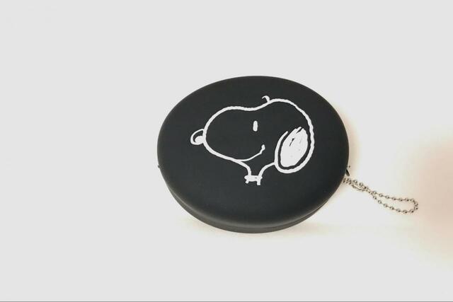 【オトナミューズ2023年3月号増刊付録 スヌーピーのシリコンポーチチャーム】単品使いもOK