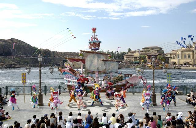 ポルト・パラディーゾ・ウォーターカーニバル (収録年：2001)