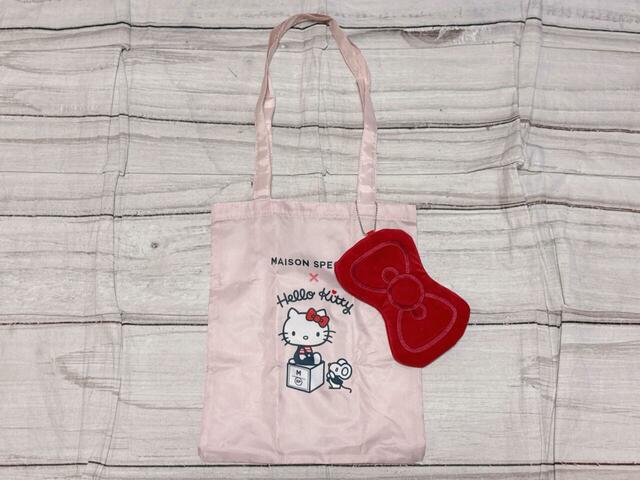 セットのポーチをチャームとして付ければかわいさマシマシに!