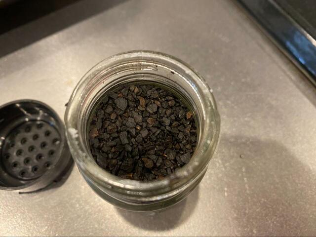 【カルディコーヒーファーム　スパイスアップ　ブラックガーリック（発酵黒にんにく）】黒にんにくは栄養価も高いとされています