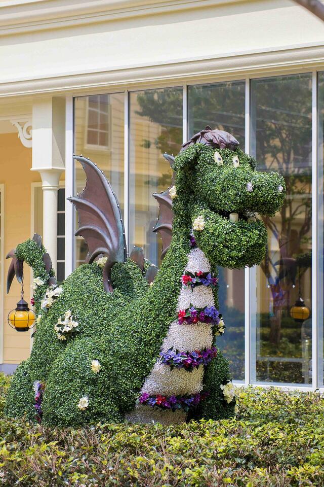 東京ディズニーセレブレーションホテル ウィッシュ（中庭昼景）