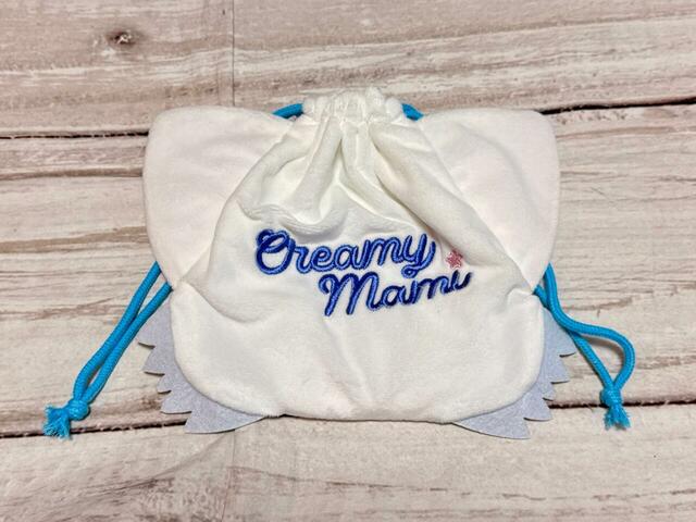 背面にも抜かりなくかわいいデザイン入り！