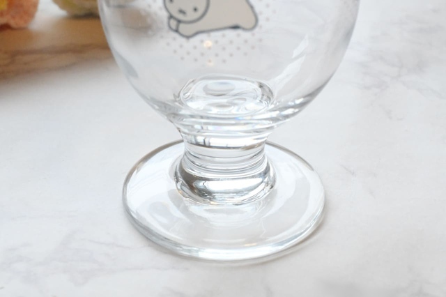 【「タイトーくじ　ブルーナアニマル　Dot Pattern Collection」】C賞　パフェグラス／持ち手もしっかりとしていて安定感◎